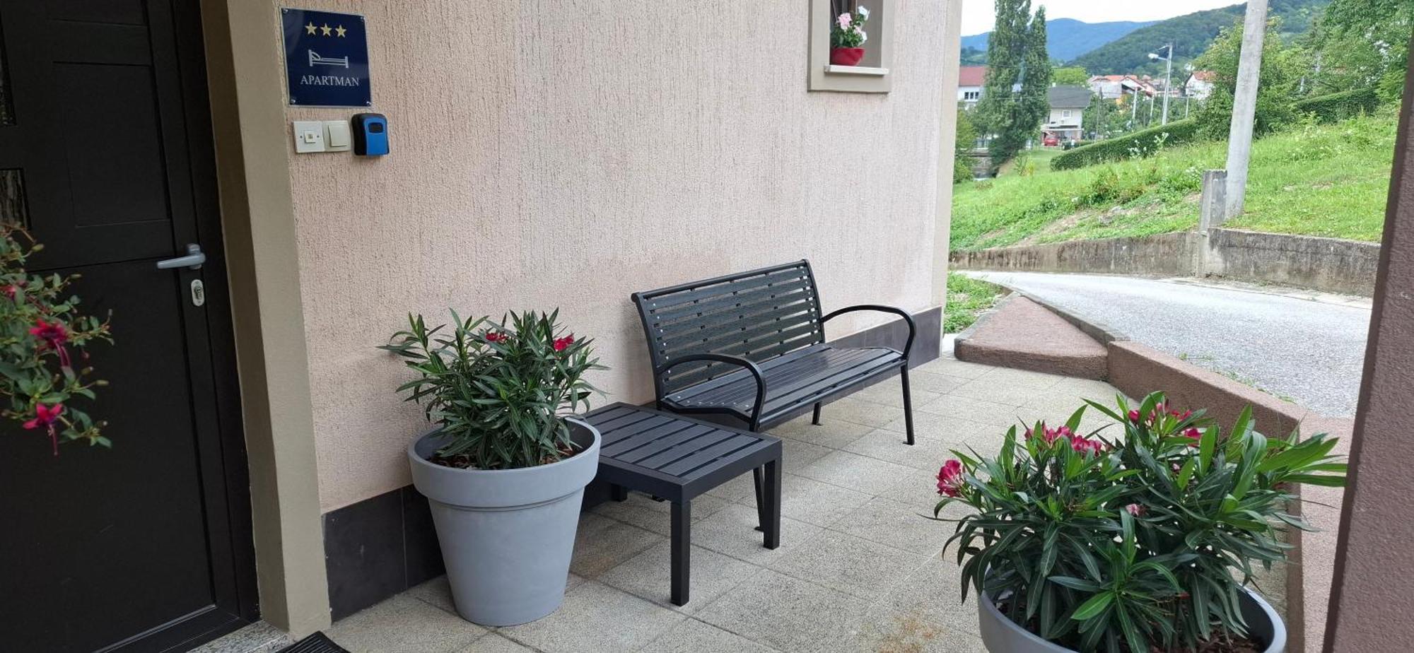Apartman Folka Free Parking Ζάγκρεμπ Εξωτερικό φωτογραφία