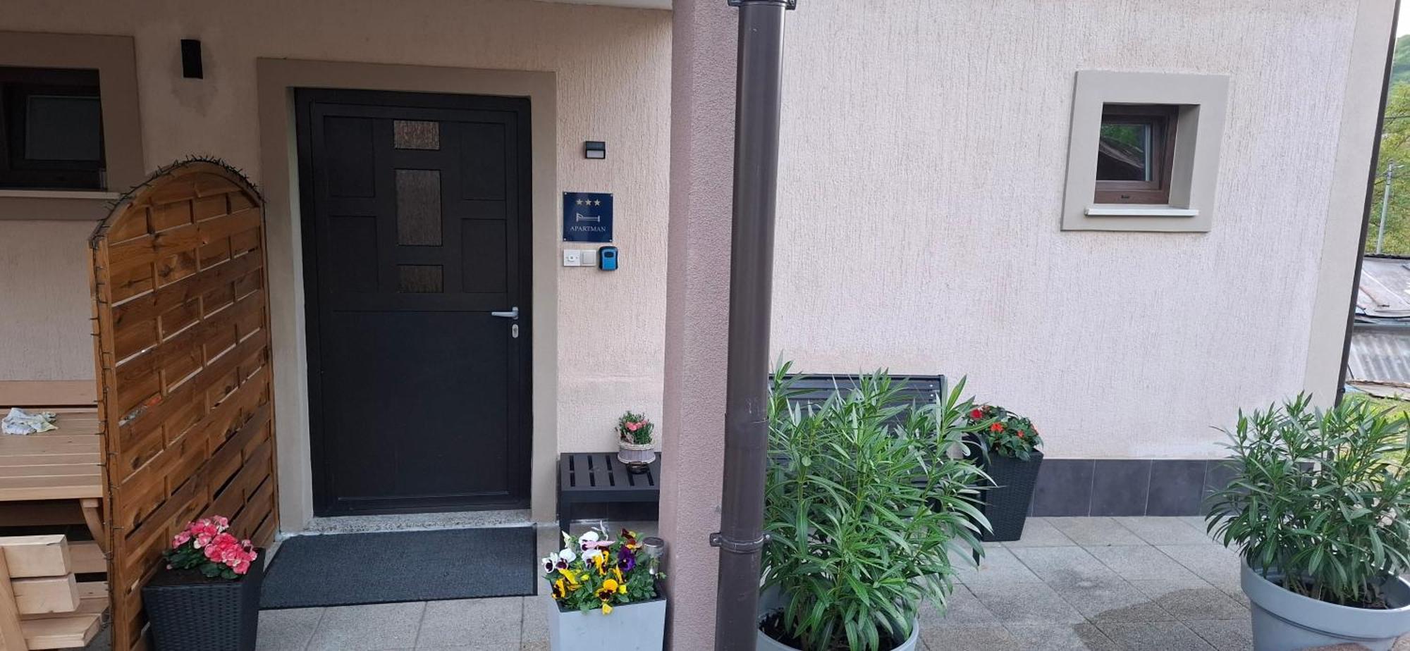 Apartman Folka Free Parking Ζάγκρεμπ Εξωτερικό φωτογραφία